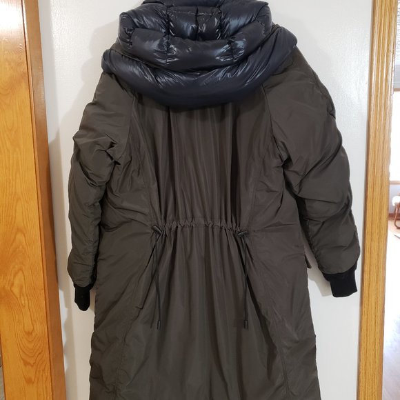 Kanuk Moma Winter Jacket - Picture 3 of 12